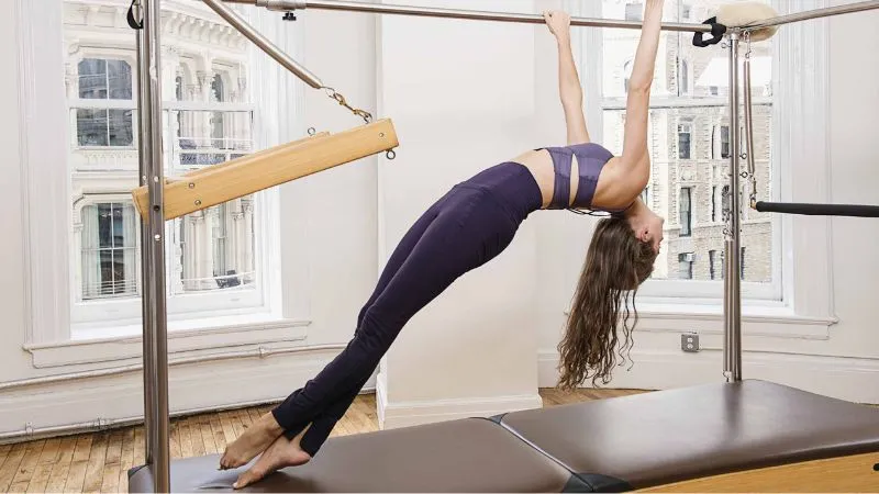 loi-ich-va-han-che-cua-viec-tap-pilates-kham-pha-cac-loai-hinh-va-bai-tap-co-ban